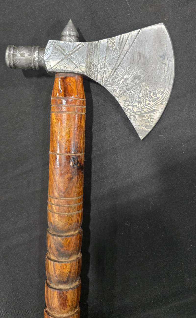 El Matador Damasucs Steel Tomahawk Image 3