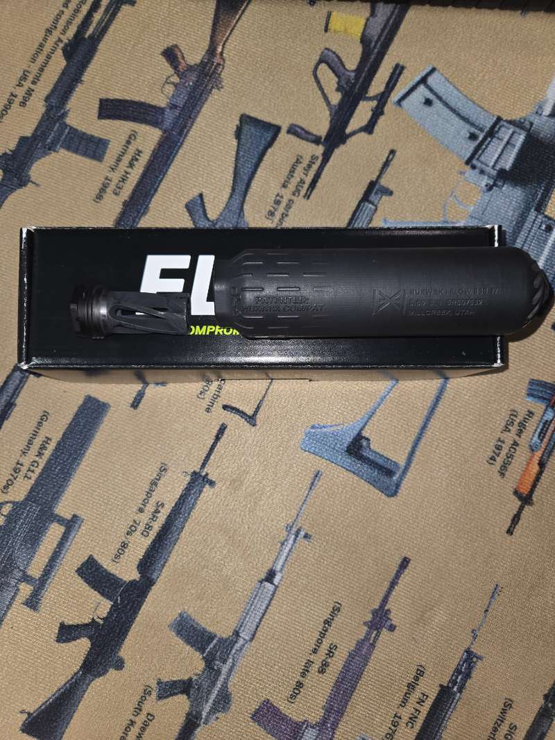 HUXWRX FLOW 556 TI + FLASH HIDER 1/2" X 28